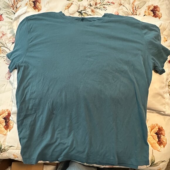 Lululemon All Yours Tee Bundle – 4 Tees (Sizes 6/8) - Picture 3 of 3